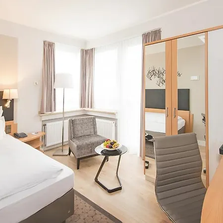 מלון Mercure Belfortstrasse 4*