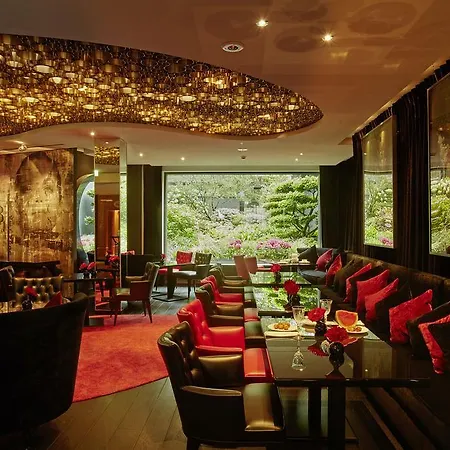 Savoy Hotel 4*