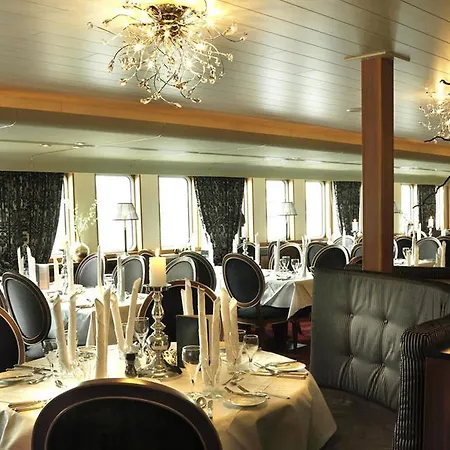 Botel Baxter Hoare Ship Keulen