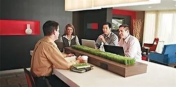 Courtyard By Marriott Keulen