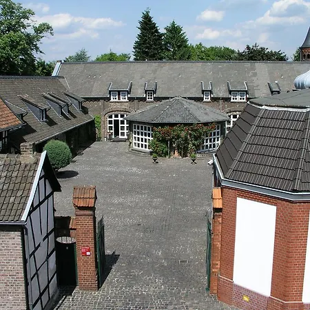Falderhof 3* Cologne