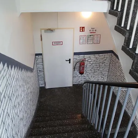 Moji Hotel