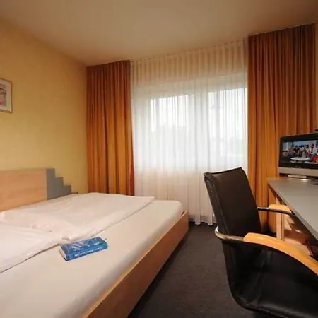 Hotel Triton 3*