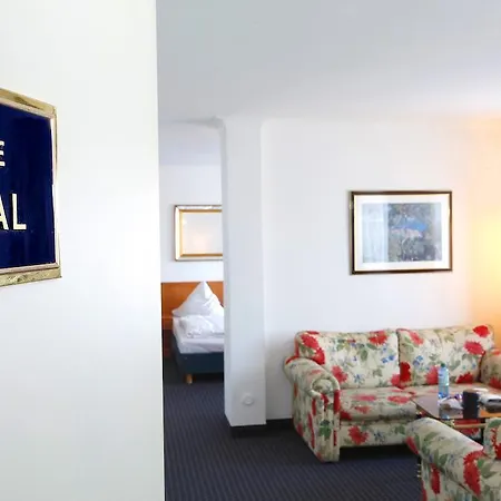 Hotel Centro Royal 3*