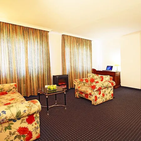 Centro Royal 3*