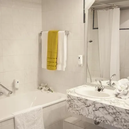 Centro Royal 3* Colonia