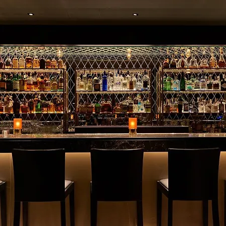 Pullman 4*