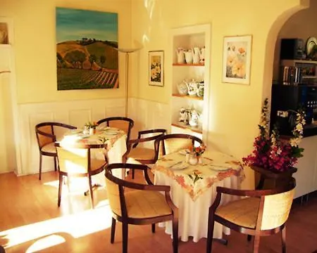 Guest house Krone 2*