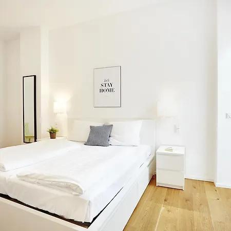 Homebase - Serviced Apartment *