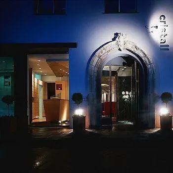 Отель Boutique 009 3*