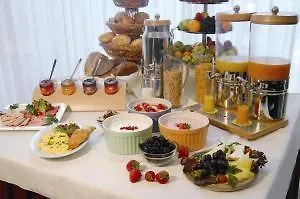 Hotel Stadthotel Am Römerturm 4*