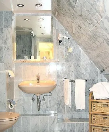 Boutique 003 Am Dom, Trademark Collection By Wyndham Hotel Colonia