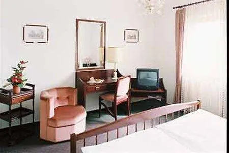 Garni Geisler Отель 3*