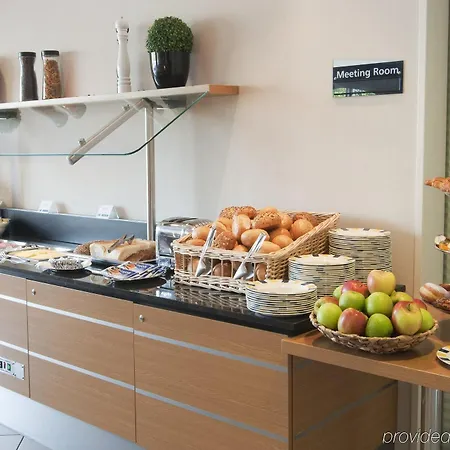 Hotel Express Muelheim By Ihg Cologne