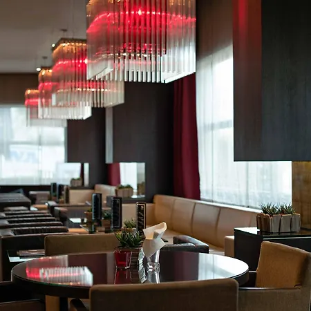 Pullman 4*