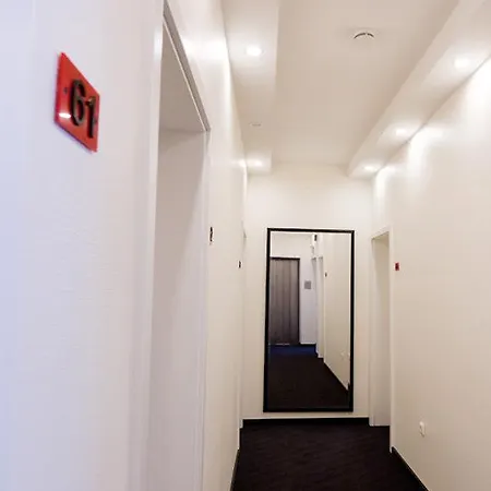 Esplanade Hotel 3*