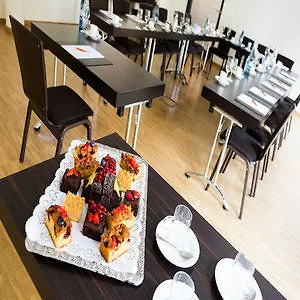 Stadthotel Am Römerturm 4*