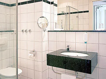 Astor & 4* Keulen