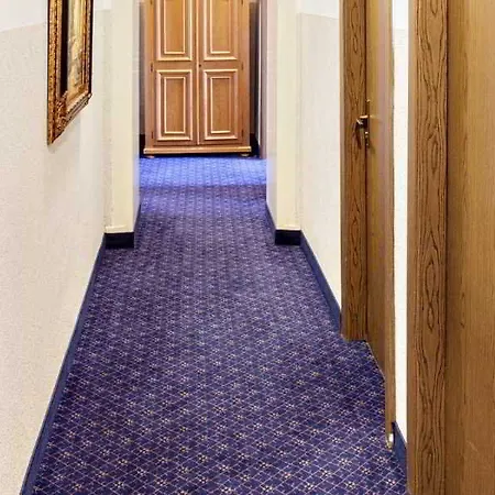 Hotel Weber 3*