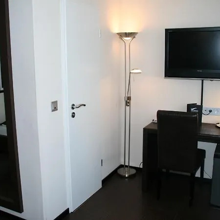 Hotel Mauritius Komfort In Der Altstadt