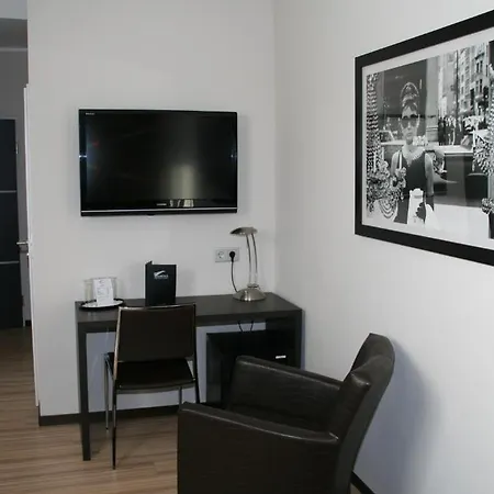 Mauritius Komfort In Der Altstadt Hotel Keulen