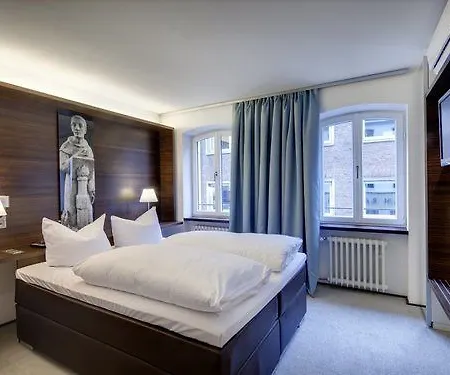 Stern Am Rathaus Colonia
