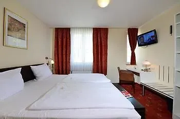 Hotel Domstern Colonia