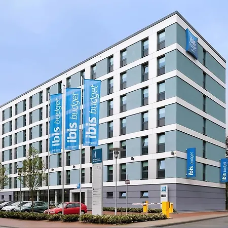 Ibis Messe Hotel 3*