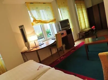 Hotel An Der Philharmonie 4*