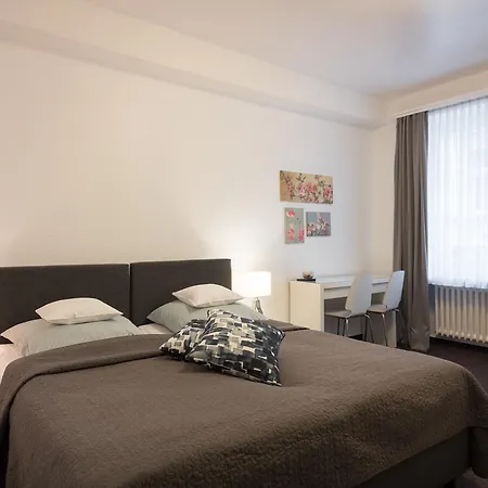 Hotel Brandenburger Hof 2*
