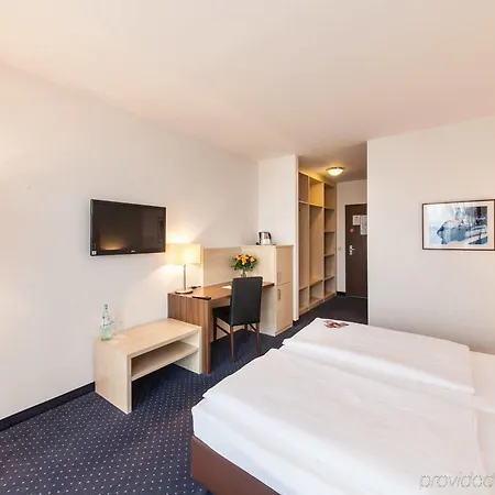 Hotel Mariella 3*