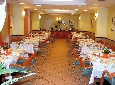 Mado Hotel Köln