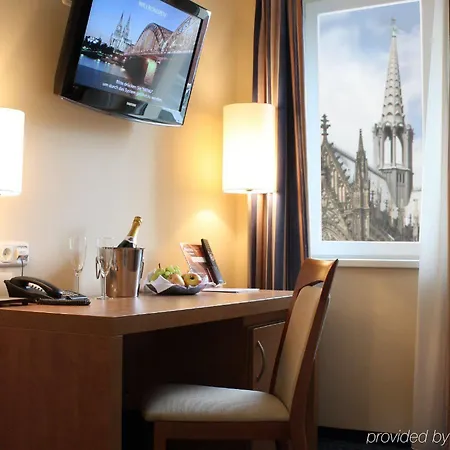 Hotel Cityclass Am Dom 4*