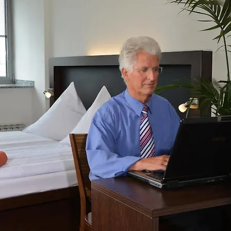 Hotel Koeln 2*