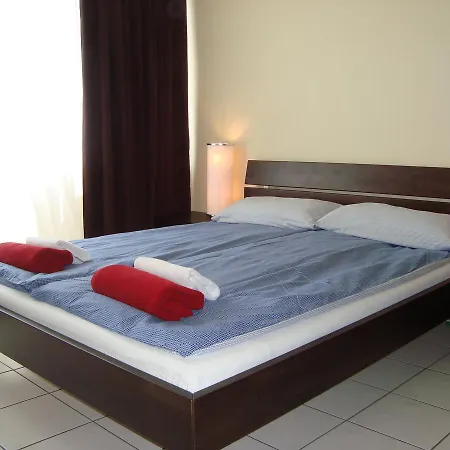 Bed & Breakfast Bermuda Triangle 3*