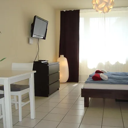 Bermuda Triangle 3* Colonia