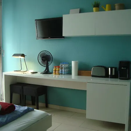 Bermuda Triangle 3* Colonia