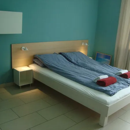 Bermuda Triangle 3* Colonia