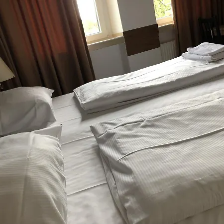 Hotel Moji