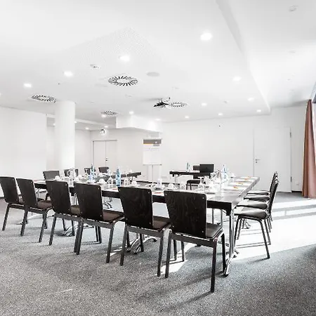 Stadthotel Am Römerturm Köln