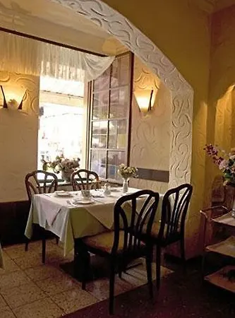 Hotel Kunibert Der Fiese Cologne