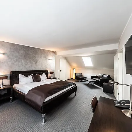 Hotel Mauritius Komfort In Der Altstadt 3*