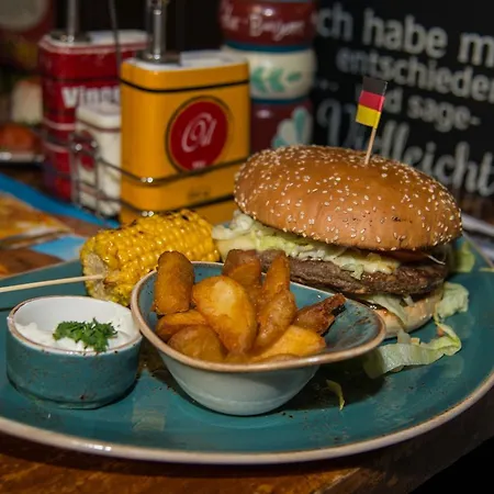 Hotel Und Restaurant Loewenbraeu 3*