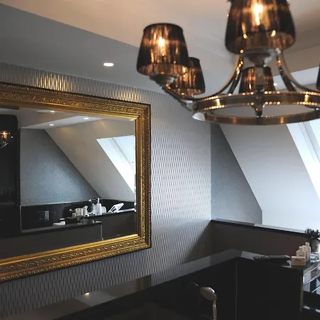 Humboldt1 Palais-hotel & Bar Hotel 4*