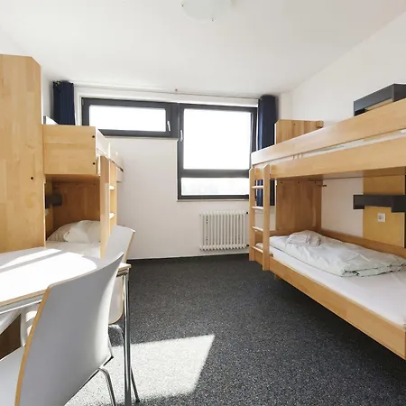 Hostal City-hostel Koeln-riehl *