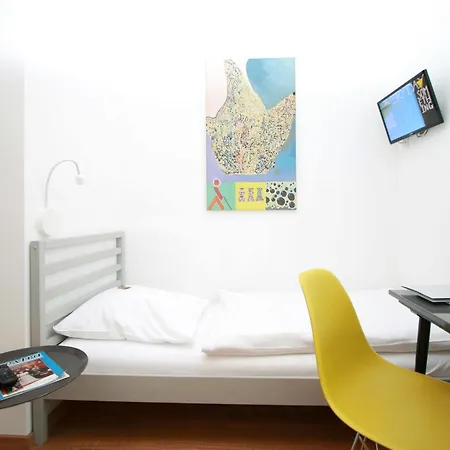 Chelsea Otel