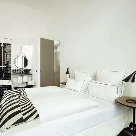 The Qvest Hideaway 4* Keulen