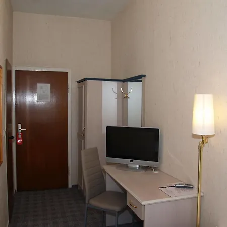 Berg Hotel 2*