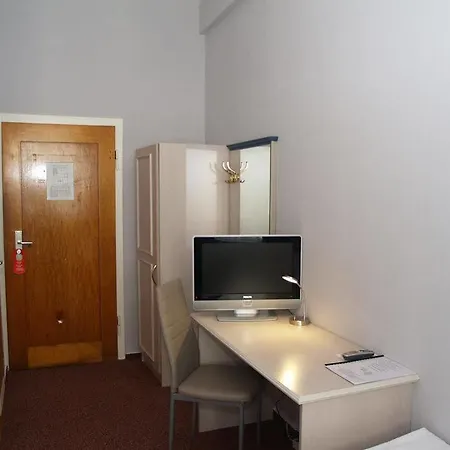 Berg Hotel 2*