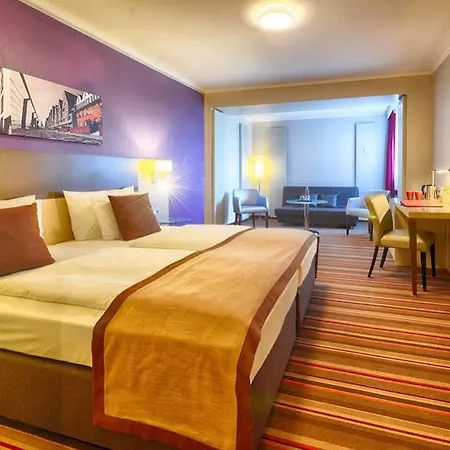 Leonardo Hotel 4*